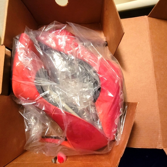 Never worn, Red/Orange Satin Heels that will turn heads! - Picture 7 of 7